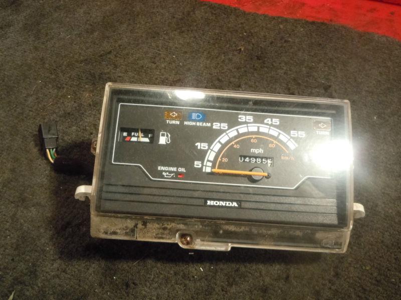 2001 honda elite ch80 front dash panel gauges speedometer @ moped motion