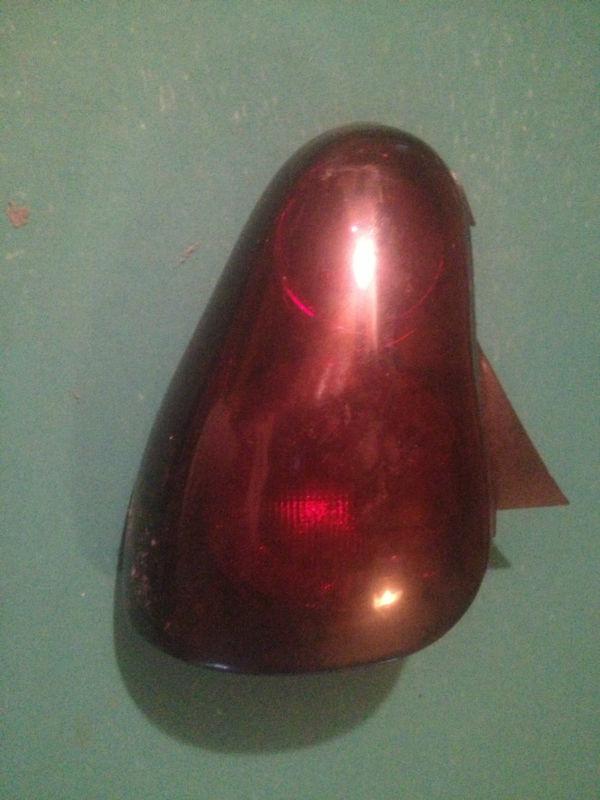 00-05 chevy monte carlo taillight taillamp rear brake l lh left passenger side