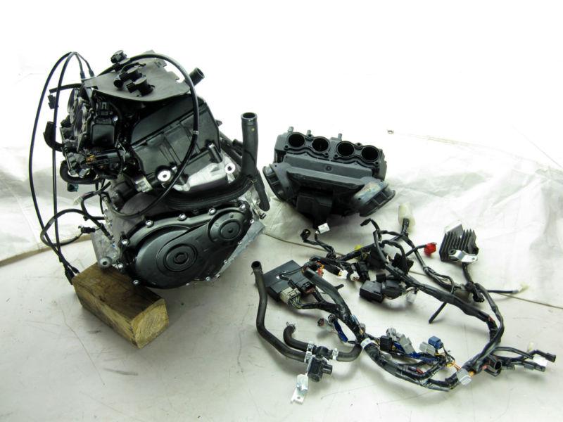 11 12 2012 gsxr 750 gsxr750 gsx-r750 engine motor car kit assembly - 1,200 miles