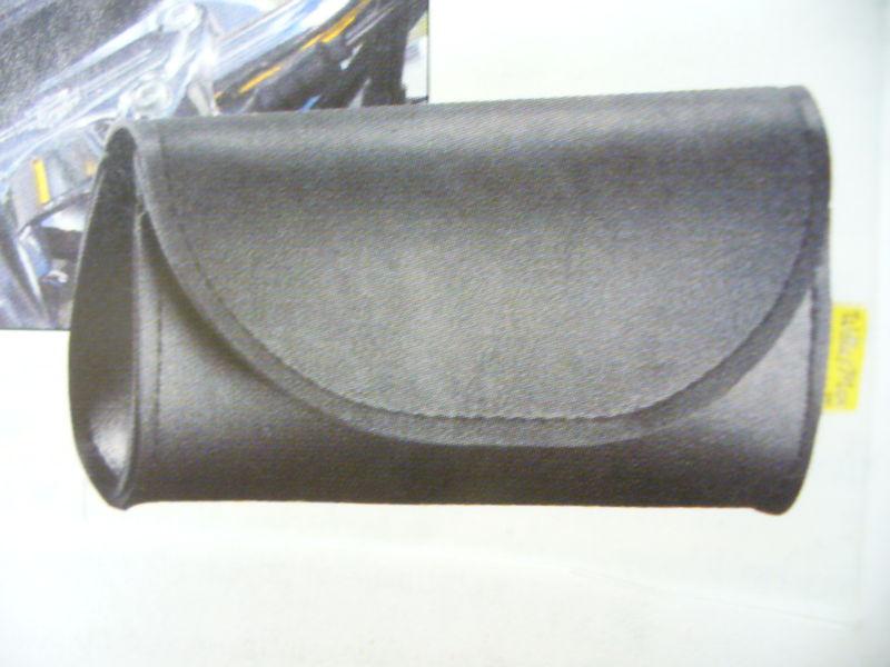 Willie & max handlebar/windshield pouch