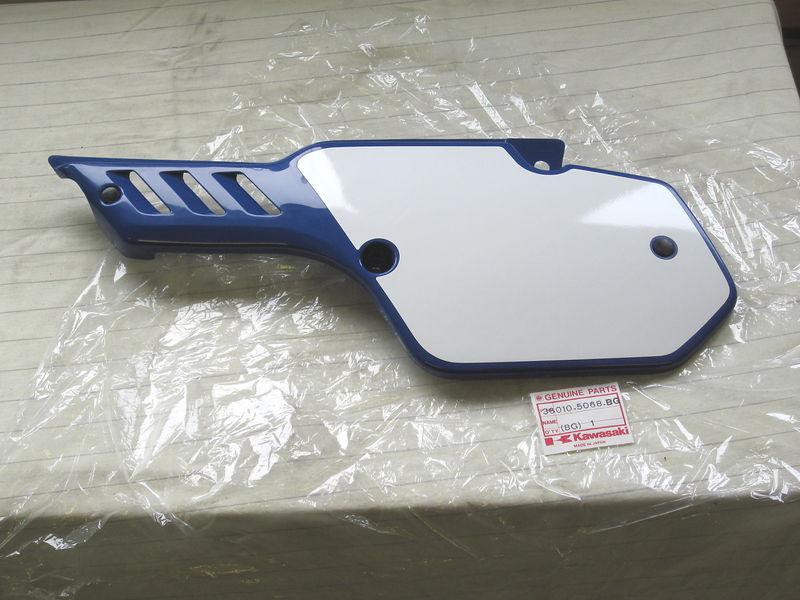 Kawasaki kx80 l1 l2 l3 n1 big wheel blue left side cover lh 36010-5068-bg nos