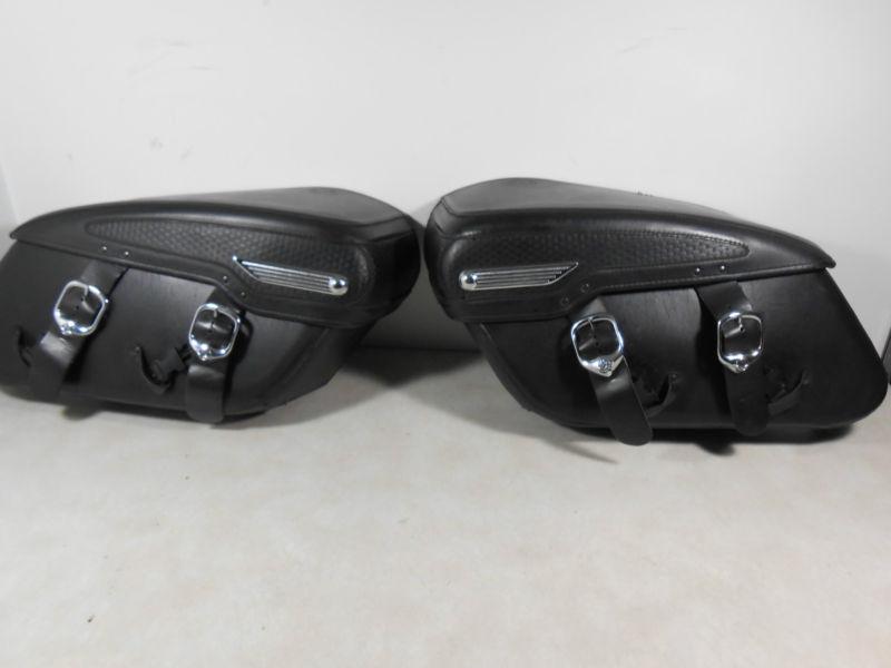 Harley davidson road king hard leather saddlebags