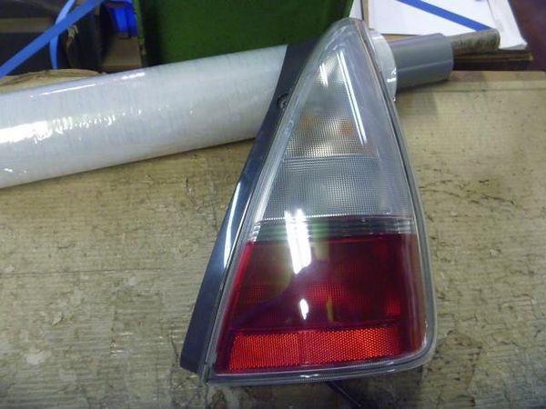 Suzuki mr wagon 2005 rear right combination lamp [4315500]