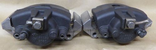 Pull off oem front disc brake caliper set 141.63025 / 141.63026 chrysler/dodge