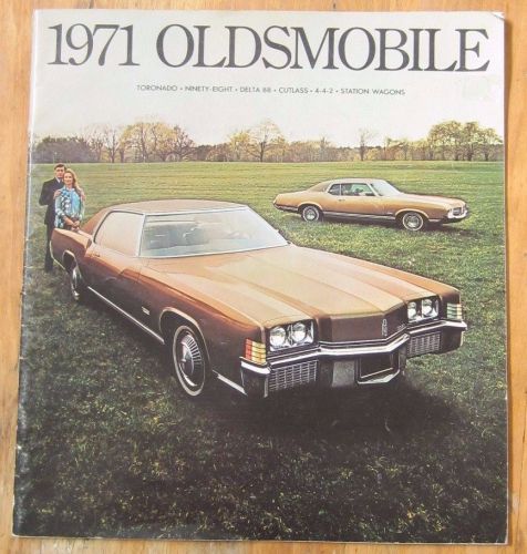 Canadian market 1971 oldsmobile sales brochure