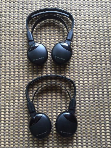 Mercedes benz rear seat entertainment wireless infrared  headphones oem