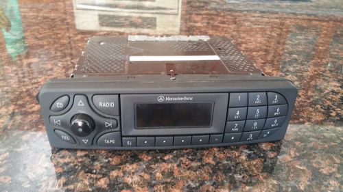 2004 mercedes benz c class am/fm radio player