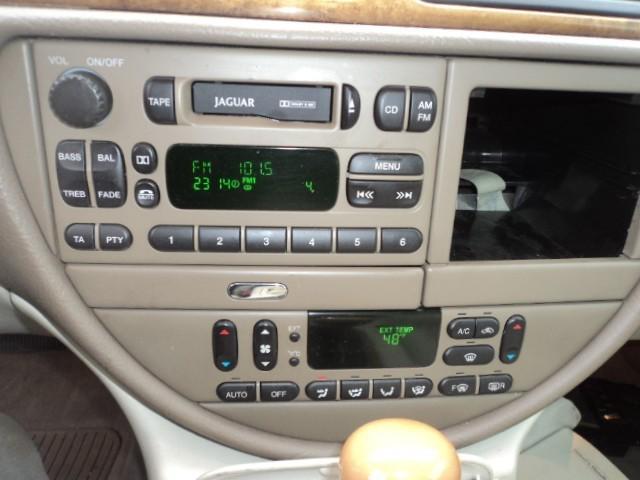 Radio/stereo for 00 01 02 03 jaguar s type ~