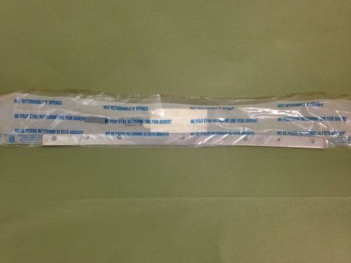 1980-&#039;82 corvette front spoiler air deflector retainer nos gm# 14016186