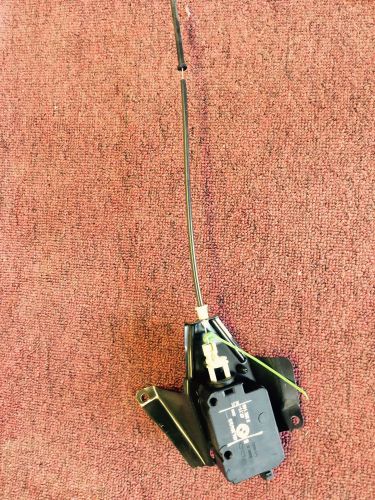 98 99 00 01 02 bmw 530i 540i e 39 fuel door lock actuator cable 40620433 35346