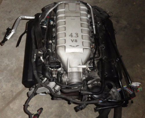 2007 aston martin engine-