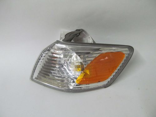 00 01 toyota camry oem left parklamp turn signal light nice!