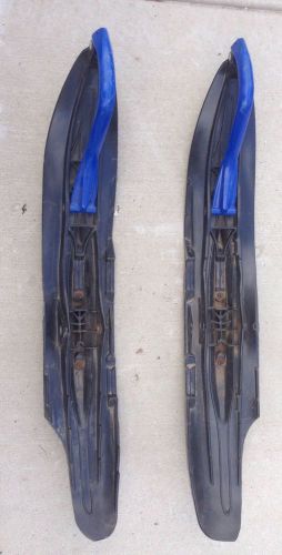 Pair of skidoo summit x skis 2009