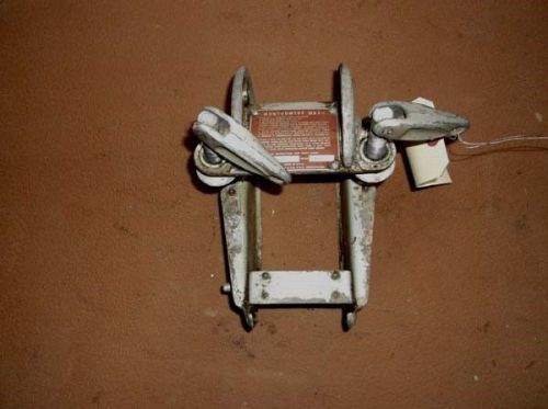 C3a859 1952-53 montgomery ward 5 hp bracket clamp model 35gg-9014a