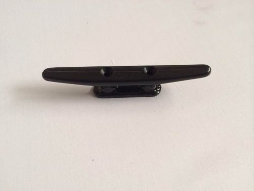 Boat cleat 4&#034; black nylon plastic open base