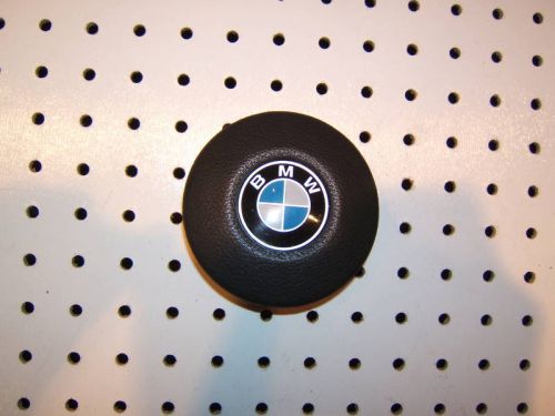 Bmw med models e30 325i &amp; l e28 535i steering wheel bmw horn 1 switch &amp; bmw logo