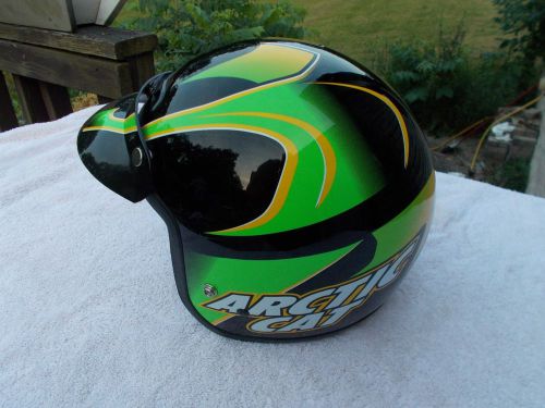 Artic cat snowmobile helment w/visor (size medium)