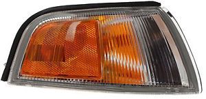 New corner light parking side marker lamp passenger right rh hand mi2521107