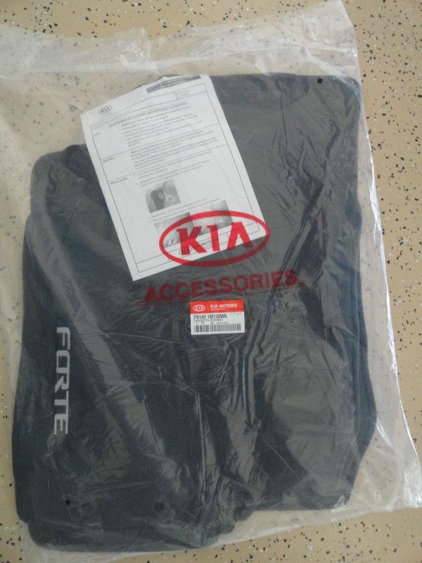 New oem 2012 kia forte floor mats original-charcoal/black 