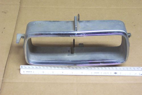 1967 ford mustang front grille corral only, some damage