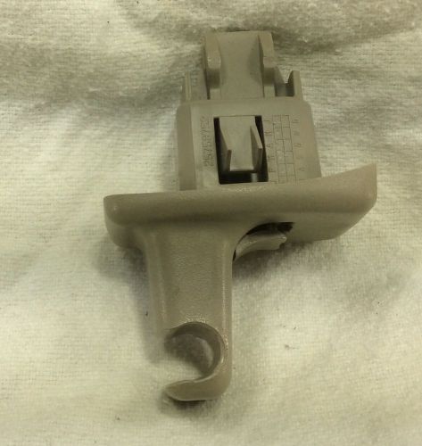 2010 chevy express 1500 3500 2500 sun visor clip sunvisor retainer latch holder