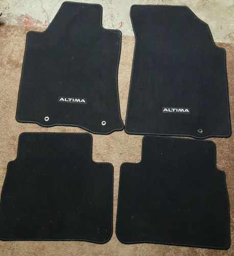 2015 nissan altima floor mats