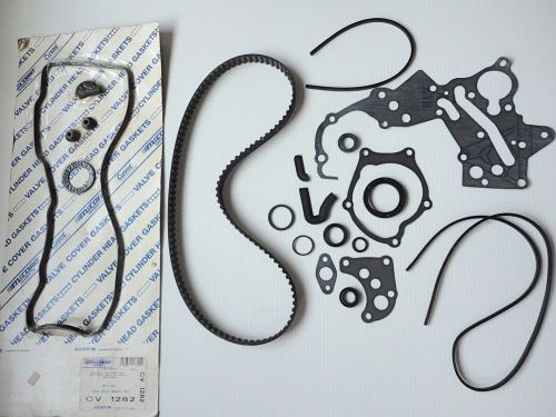 Valve cover gasket set mitsubishi 4 (also chrysler) cv 1282 mccord gaskets