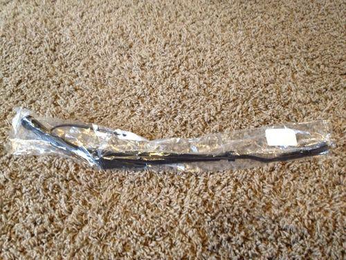 2006-11 genuine buick lucerne lh left driver wiper arm 20760528