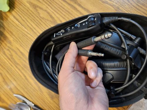 Bose a20 aviation headset with bluetooth &amp; dual ga plug