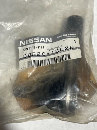 Genuine nissan outer tie rod d8520-15u26