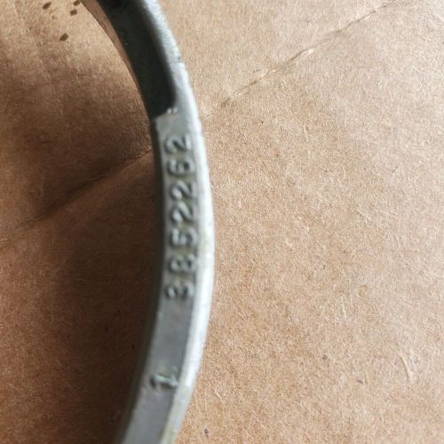 3852262 omc cobra sx &amp; volvo sx upper unit bearing retaining ring