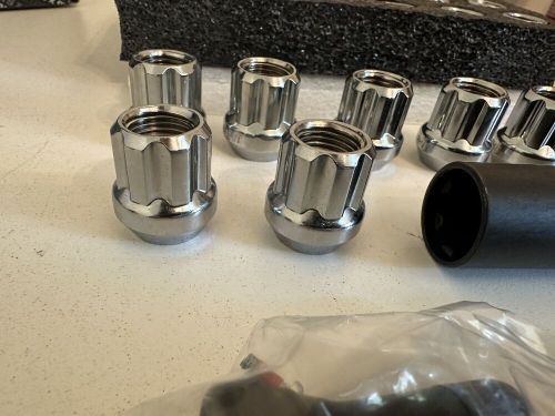 32 chrome spline open lug nuts 9/16 fits 8 lug chevy dodge ford + security key