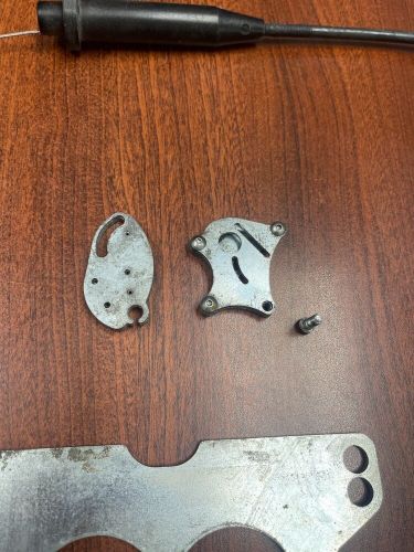 Edelbrock carburetor bracket kit 1406/1805 used