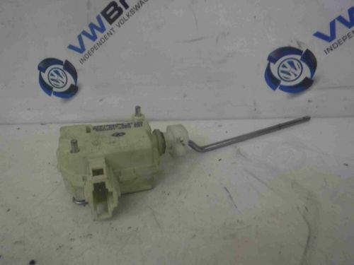 Volkswagen polo 9n 2003-2006 fuel flap lock actuator solenoid 6q6810773b