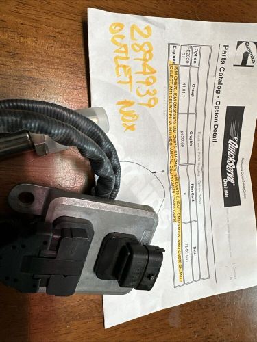 New cummins 2894939 outlet nox sensor, no core.