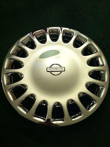 Nissan sentra '95 96 97 98 99 oem chrome hub cap wheel cover 13"