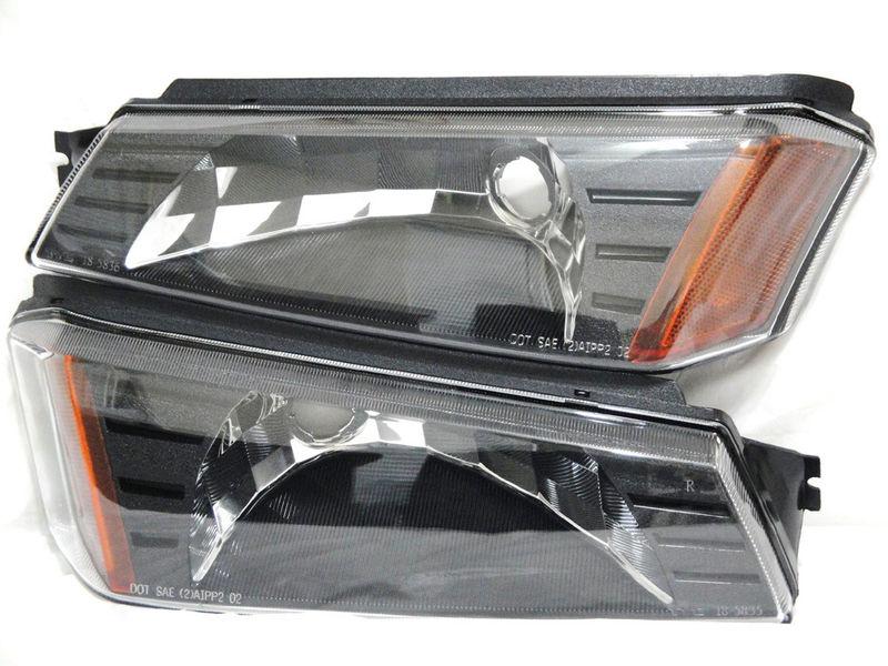 Chevy 02-06 avalance corner signal parking light lamp rl h pair w/body cladding