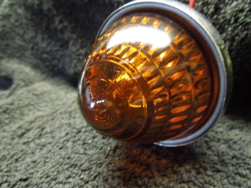 Beautiful p.m. co. 110 chrome body 2.25" motorcycle light w/amber glass do-ray