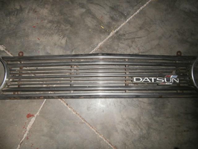 1972 datsun wagon grille                                       