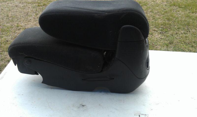 2002 taurus or sable center console