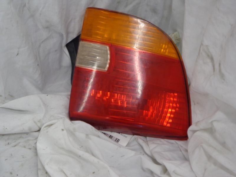 00 01 02 toyota celica l. tail light