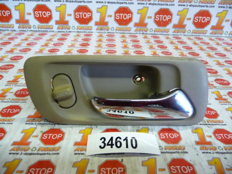 99 00 01 02 03 04 honda odyssey passenger/right front interior door handle oem 