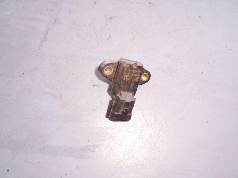 058 yamaha yzfr6 r6s yzf r6 03 04 05 map air pressure sensor oem