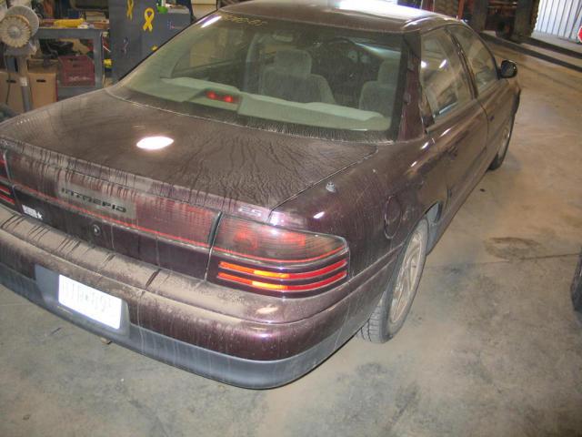 1995 dodge intrepid center trunk tail light