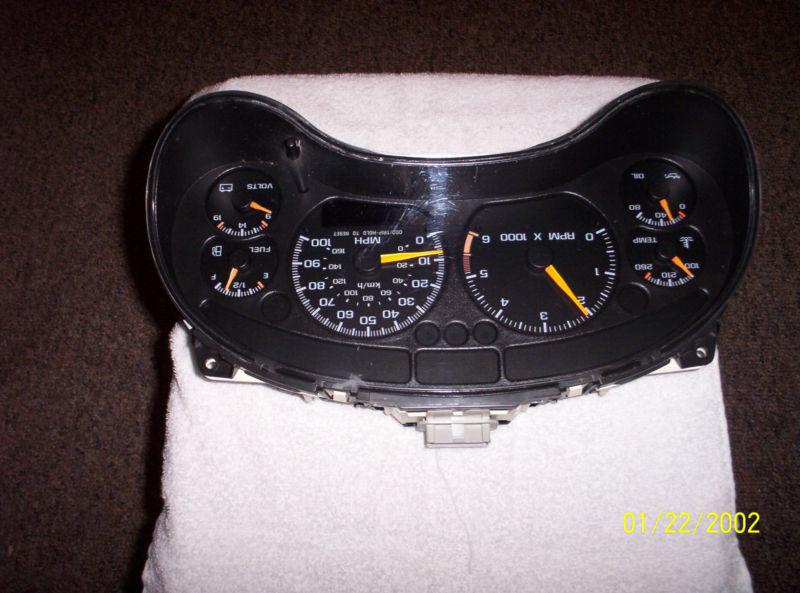  00 05  gauge cluster speedo w/tach truck blazer chevy s10