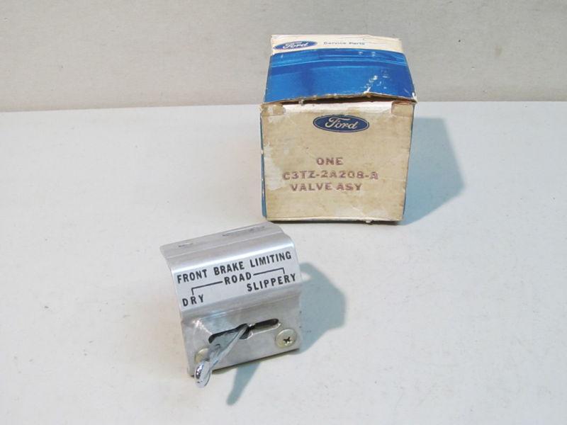 Nos 63,64,65,66,67,68,69 ford f, t, n, nt 600/1100 truck air brake control valve