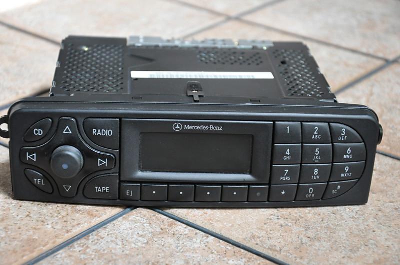 Mercedes benz cm1011 factory am/fm radio - 01-04 c-class