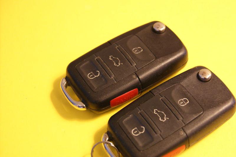 Lot of 2  vw  flip key keyless remotes   nbg92596263