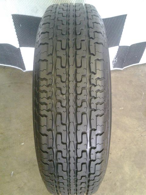 "near new"  trail america trailer "c" tire  st 205/75r15   205/75/15  205 75 15