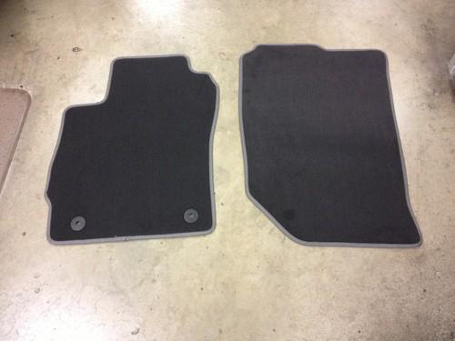 95903742 new gm oe front floor mat set black ebony camaro with gray surround